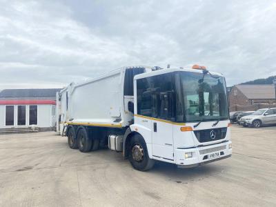 Mercedes Econic 2629 Double Drive Refuse Truck Year : 2011 61 Reg